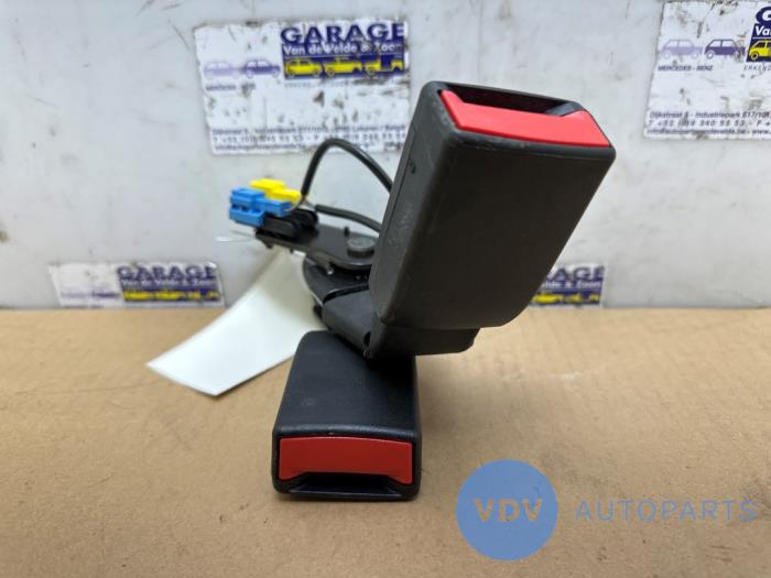 Gordelspanner midden-voor Mercedes GLA