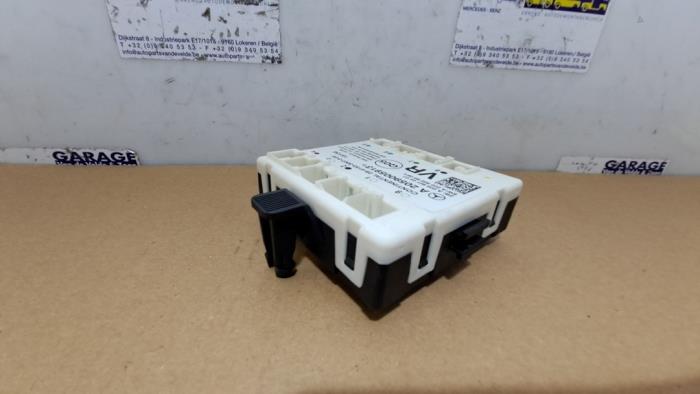 Módulo de cierre centralizado Mercedes C-Klasse