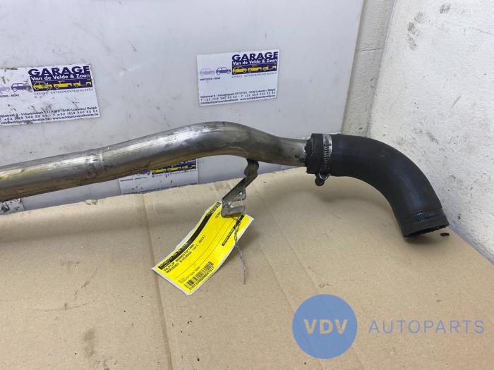 Rurka do napelniania zbiornika paliwa Mercedes B-Klasse