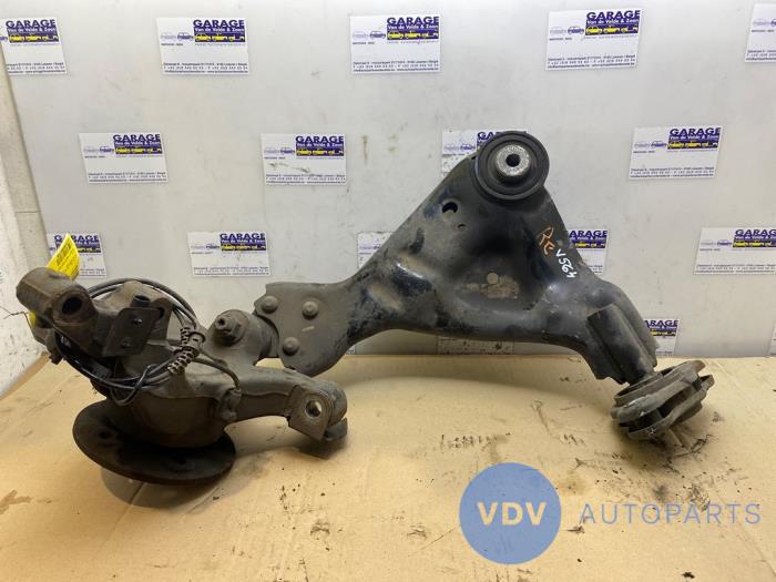 Knuckle, front right Mercedes Vito