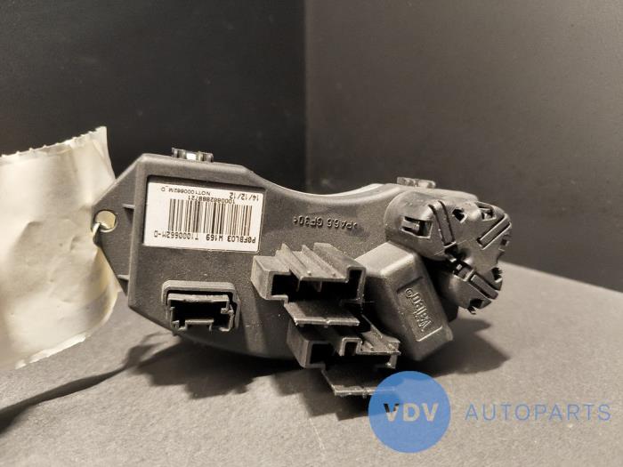 Voltage regulator Mercedes A-Klasse