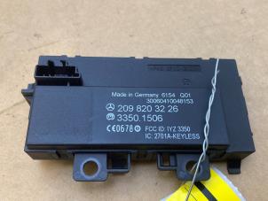 Gebruikte Module keyless vehicle Mercedes CLK (R209) 1.8 200 K 16V Prijs € 48,40 Inclusief btw aangeboden door Autoparts Van De Velde