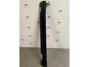 Gebruikte Dorpel rechts Mercedes E (W212) E-220 CDI 16V BlueEfficiency Prijs € 90,75 Inclusief btw aangeboden door Autoparts Van De Velde