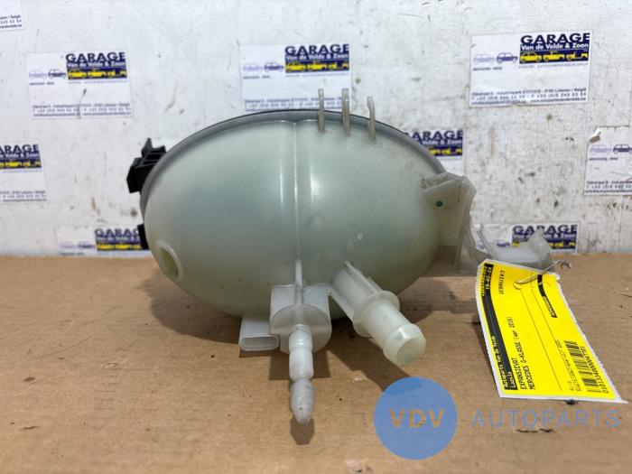 Expansion vessel Mercedes G-Klasse