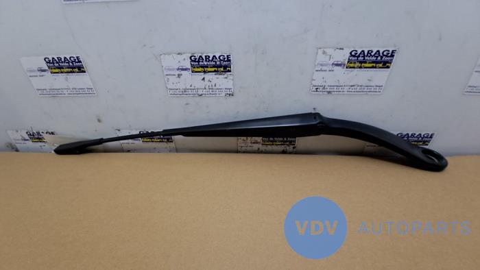 Front wiper arm Mercedes B-Klasse