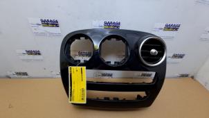 Gebruikte Middenconsoles Mercedes C (W205) C-220 2.2 CDI BlueTEC, C-220 d 16V Prijs € 24,20 Inclusief btw aangeboden door Autoparts Van De Velde