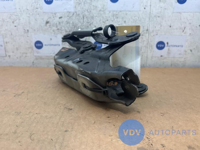 Charnière capot Mercedes A-Klasse