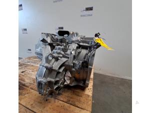 Gebruikte Automaatbak Mercedes A (177.0) 1.3 A-250 e Turbo 16V Prijs € 3.630,00 Inclusief btw aangeboden door Autoparts Van De Velde