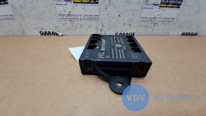 Módulo de cierre centralizado Mercedes C-Klasse