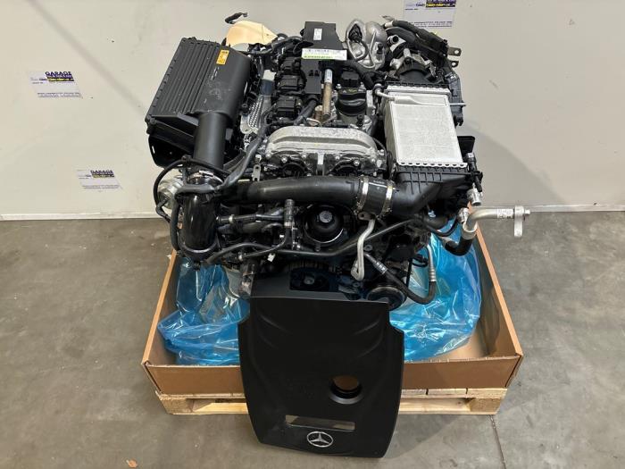 Motor van een Mercedes-Benz GLC (X253) 2.0 300 e 16V 4-Matic 2017