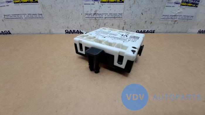 Modul centralnego zamka Mercedes C-Klasse