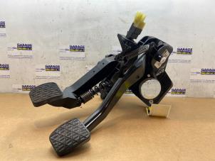 Gebruikte Rempedaal Mercedes B (W245) 2.0 B-180 CDI 16V Prijs € 30,25 Inclusief btw aangeboden door Autoparts Van De Velde