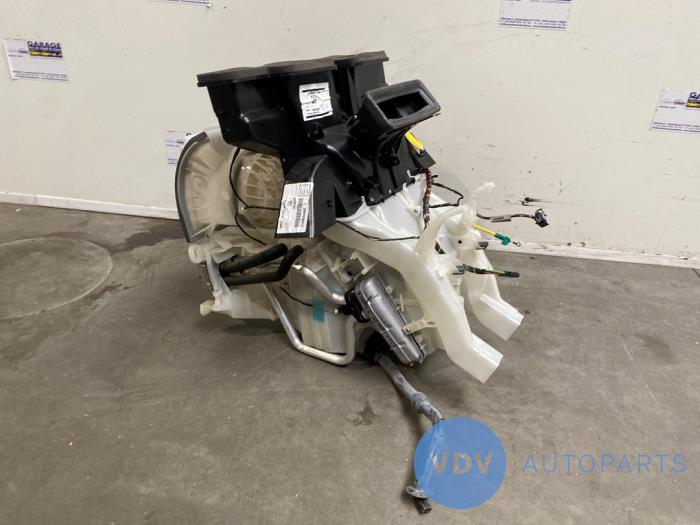 Kachelhuis Mercedes B-Klasse