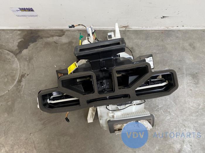 Kachelhuis Mercedes B-Klasse