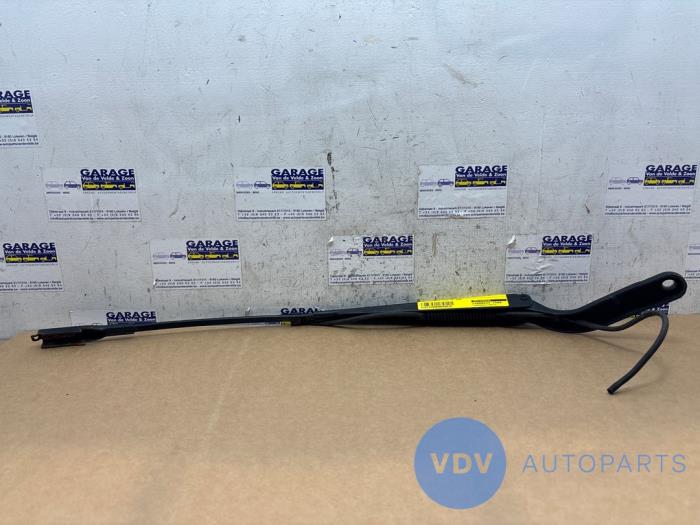 Scheibenwischerarm vorne Mercedes Sprinter