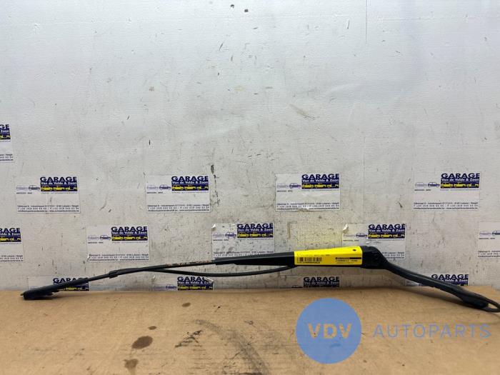 Scheibenwischerarm vorne Mercedes Sprinter