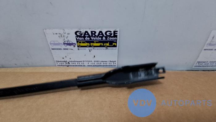 Scheibenwischerarm vorne Mercedes B-Klasse