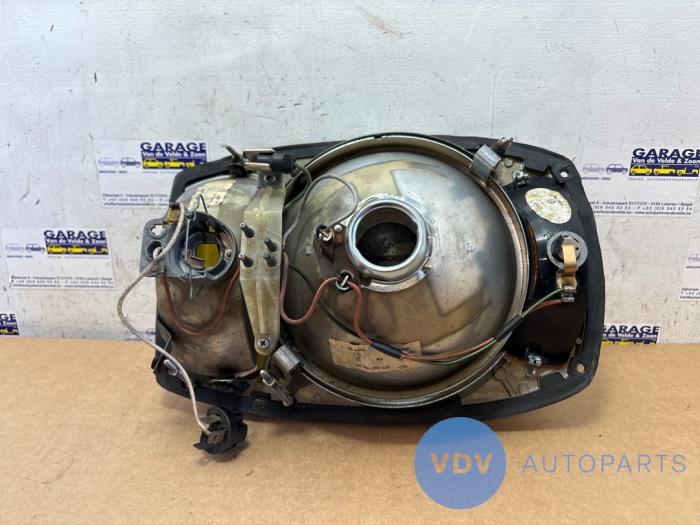 Koplamp links Mercedes 200 - 500