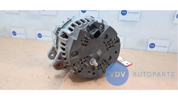 Dynamo Mercedes B-Klasse