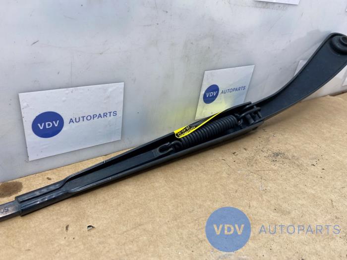 Bras essuie-glace avant Mercedes CLA