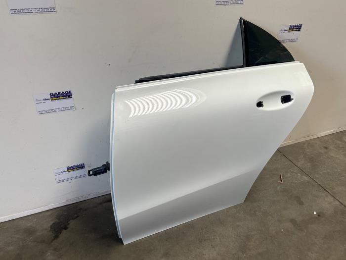 Portier 4Deurs links-achter Mercedes CLA