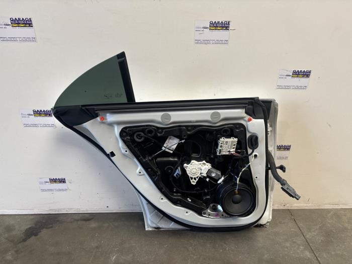 Portier 4Deurs links-achter Mercedes CLA