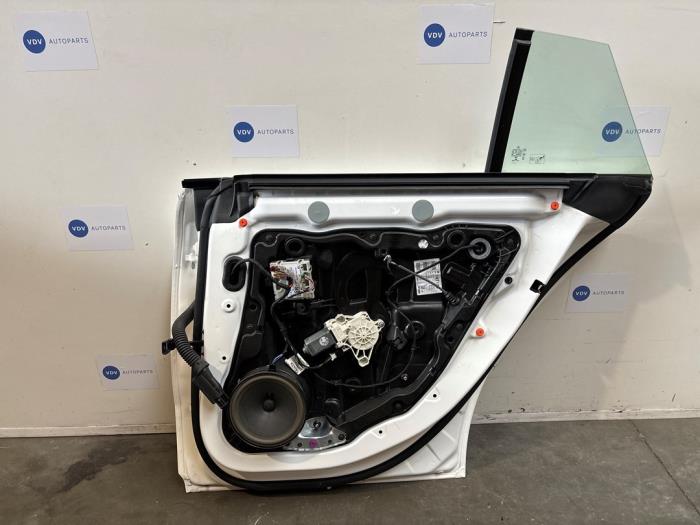 Portière 4portes arrière droite Mercedes CLA