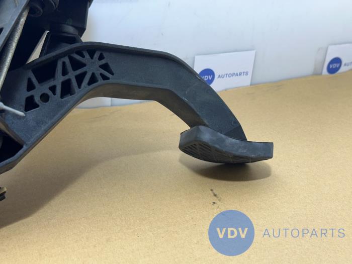 Pédale embrayage Mercedes A-Klasse