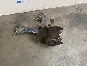 Gebruikte Asschenkel links-voor Mercedes B (W245) 2.0 B-200 CDI 16V Prijs € 36,30 Inclusief btw aangeboden door Autoparts Van De Velde