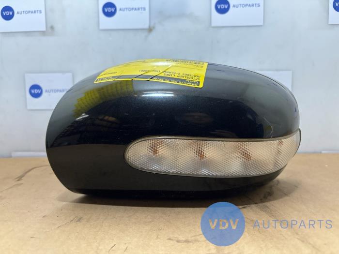 Mirror housing, left Mercedes C-Klasse