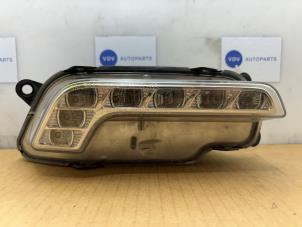 Gebruikte Dagrijverlichting rechts Mercedes E (W212) E-200 CGI 16V BlueEfficiency Prijs € 90,75 Inclusief btw aangeboden door Autoparts Van De Velde