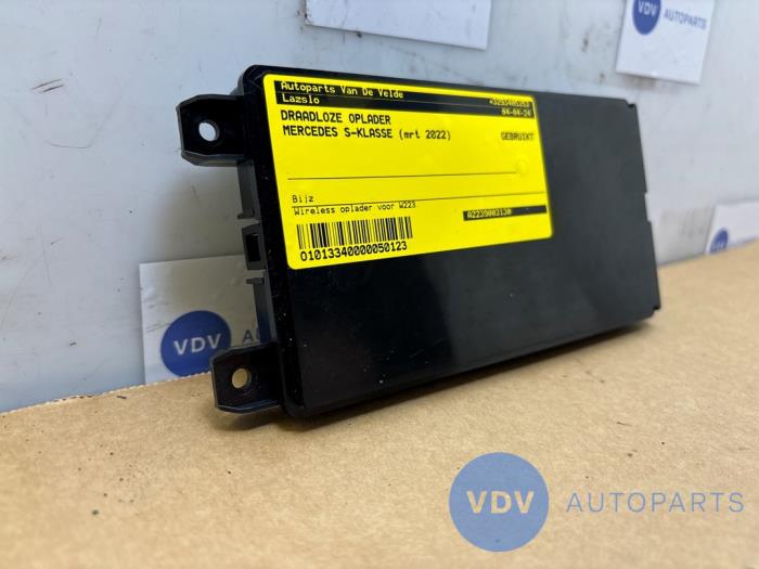 Drahtloses Ladegerät Mercedes S-Klasse