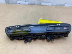 Gebruikte Bediening boordcomputer Mercedes C (W205) C-180 1.6 CDI BlueTEC, C-180 d 16V Prijs € 24,20 Inclusief btw aangeboden door Autoparts Van De Velde