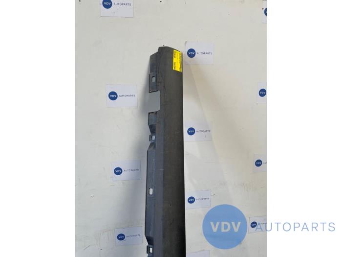 Próg lewy Mercedes A-Klasse