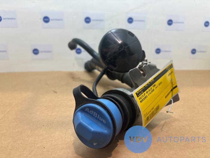 Vulpijp ad-blue tank Mercedes C-Klasse