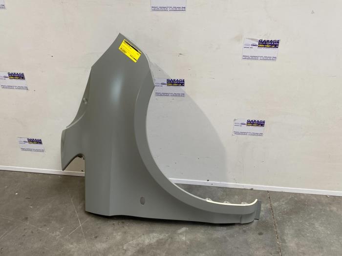 Front wing, right Mercedes Vito