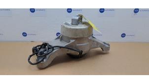 Gebruikte Motorrubber Mercedes S Lang (V223) 3.0 S-580e 24V 4-Matic Prijs € 48,40 Inclusief btw aangeboden door Autoparts Van De Velde