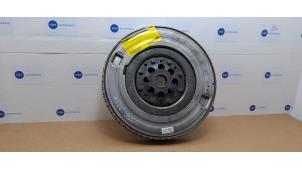 Gebruikte Vliegwiel Mercedes S Lang (V223) 3.0 S-580e 24V 4-Matic Prijs € 363,00 Inclusief btw aangeboden door Autoparts Van De Velde