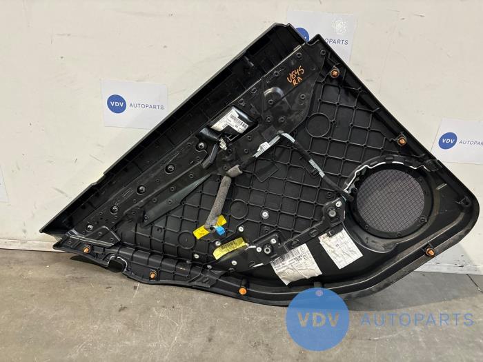 Revêtement portière 4portes arrière droite Mercedes C-Klasse