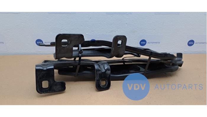 Charnière capot Mercedes B-Klasse