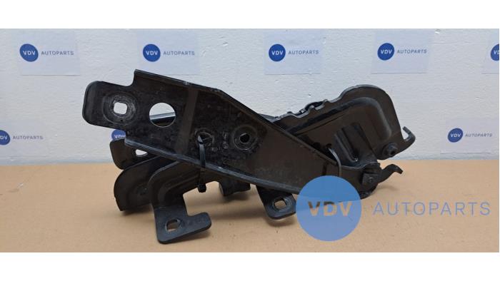 Charnière capot Mercedes B-Klasse