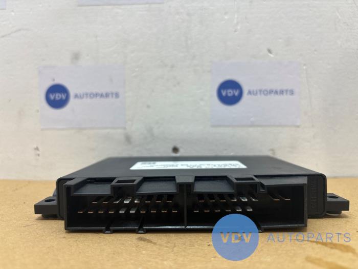 Ordinateur aide au stationnement Mercedes E-Klasse