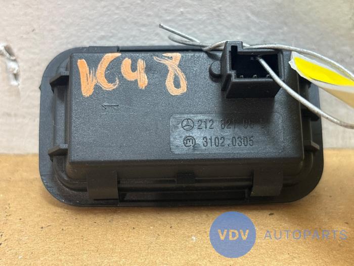 Przelacznik pokrywy bagaznika Mercedes CLS-Klasse