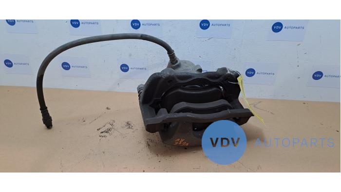 Etrier de frein (pince) avant droit Mercedes E-Klasse