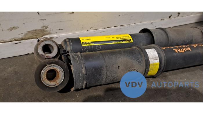 Stoßdämpferset Mercedes Citan