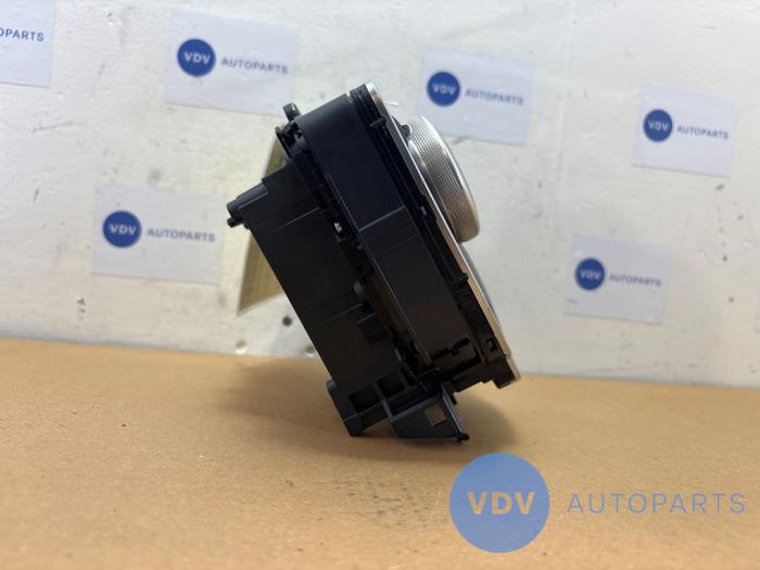 Commande ordinateur de bord Mercedes GLC-Klasse