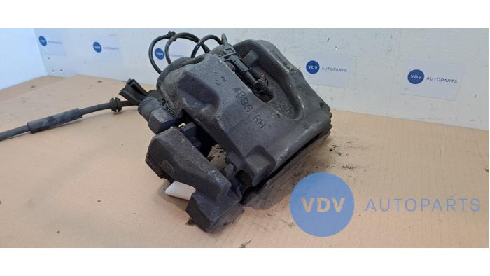 Etrier de frein (pince) avant droit Mercedes ML-Klasse