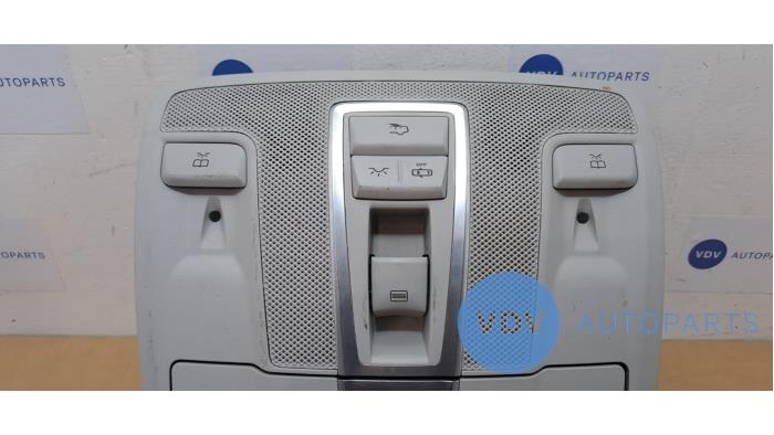 Eclairage intérieur avant Mercedes ML-Klasse