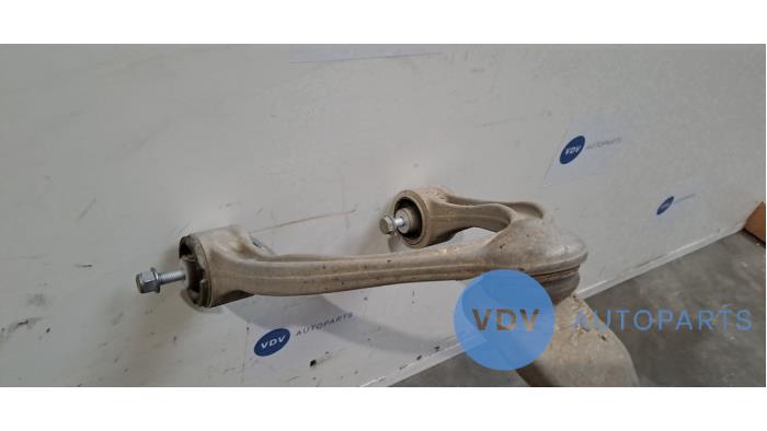 Knuckle, front right Mercedes E-Klasse