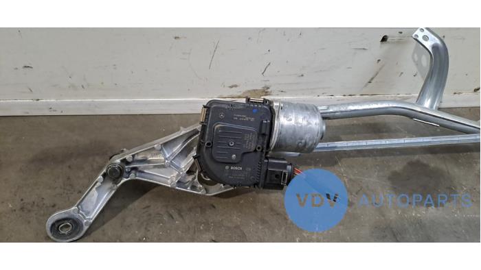 Wiper motor + mechanism Mercedes E-Klasse